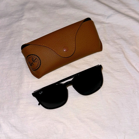 BRAND NEW WITH BOX. Ray Ban sunglasses - Picture 2 of 8